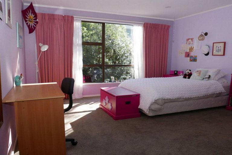 Photo of property in 31 Woodside Common, Westmorland, Christchurch, 8025