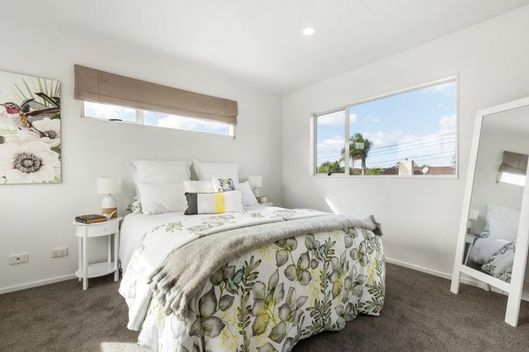 Photo of property in 1/137 Nile Road, Milford, Auckland, 0620