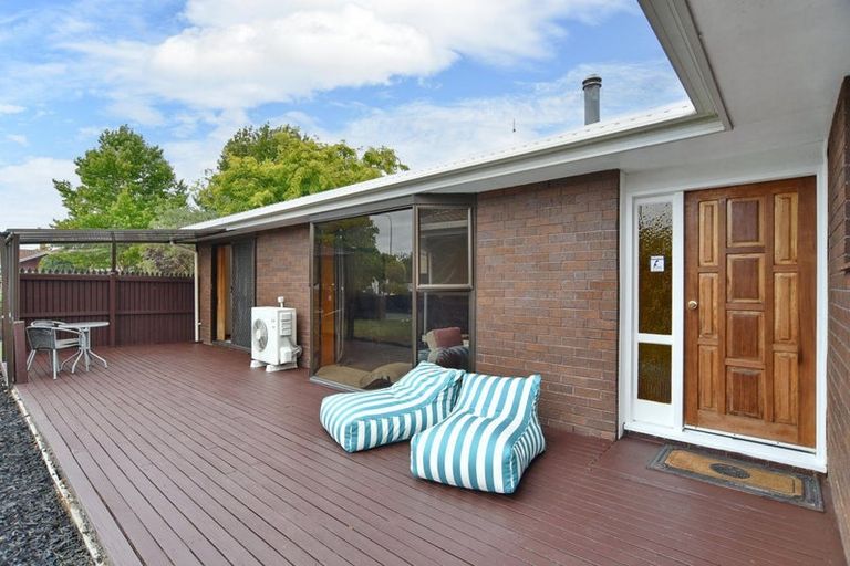 Photo of property in 31 Solomon Avenue, Redwood, Christchurch, 8051