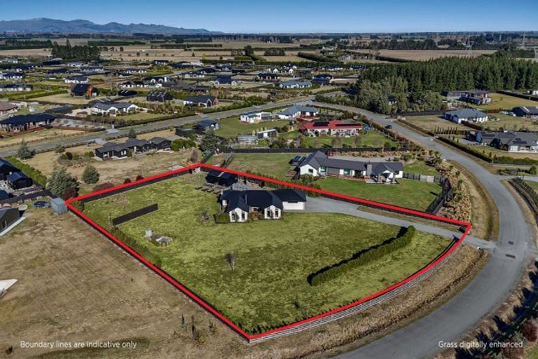 Photo of property in 14 Braeburn Crescent, Swannanoa, Kaiapoi, 7692