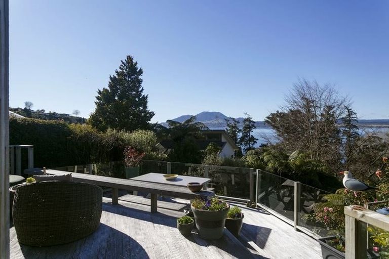 Photo of property in 22 Ewing Grove, Acacia Bay, Taupo, 3330