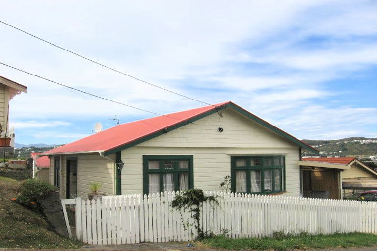 Photo of property in 43 Tirangi Road, Rongotai, Wellington, 6022