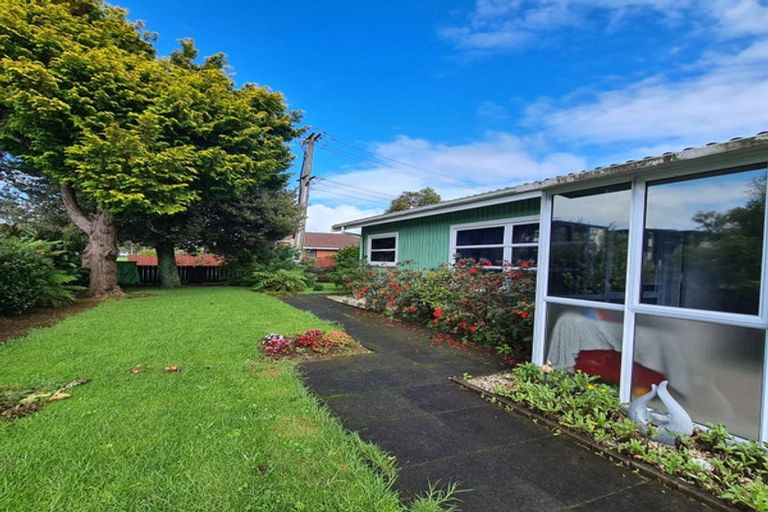 Photo of property in 1/49 East Street, Papakura, 2110