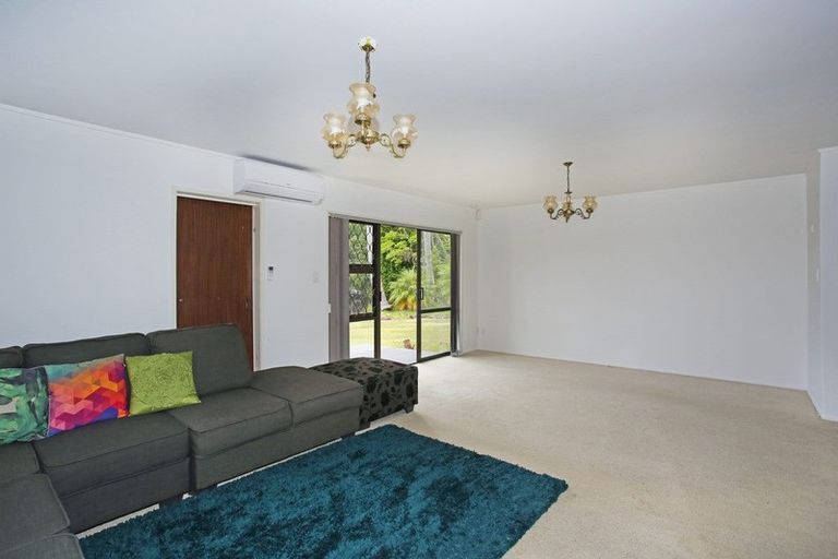 Photo of property in 14 Brynbela Court, Papakura, 2110