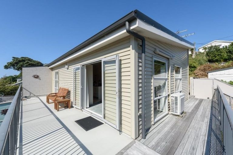 Photo of property in 23 Waikato Street, Island Bay, Wellington, 6023
