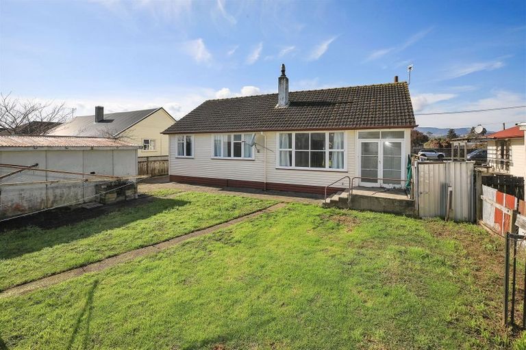 Photo of property in 4 Opatito Road, Paeroa, 3600