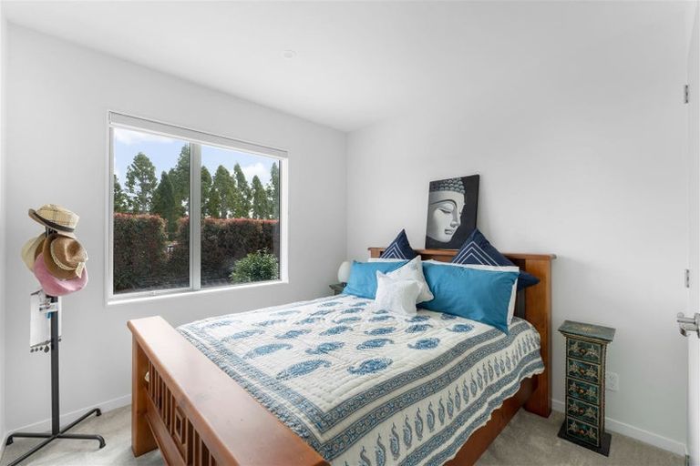 Photo of property in 4 Kauri Grove Drive, Kumeu, 0810