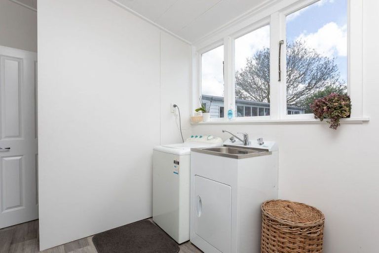 Photo of property in 33 Tennyson Street, Dannevirke, 4930