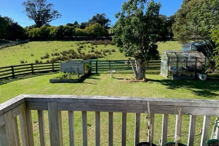 Photo of property in 5 Munros Road, Clevedon, 2582