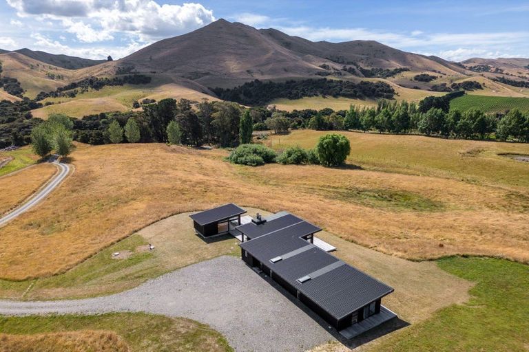 Photo of property in 360a Longbush Road, Hinakura, Masterton, 5884