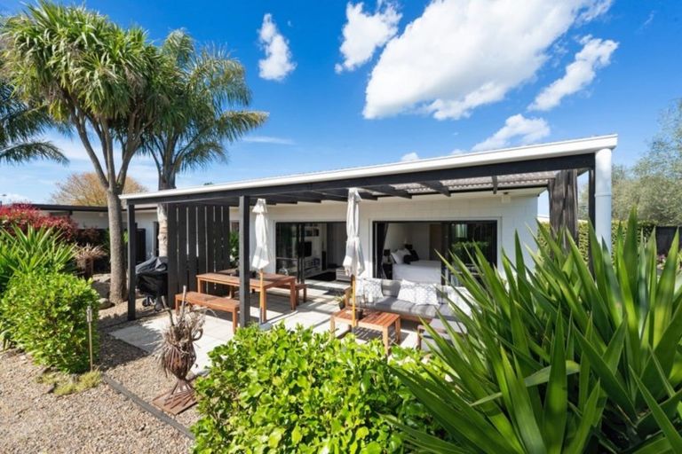 Photo of property in 22 Seamer Place, St Andrews, Hamilton, 3200