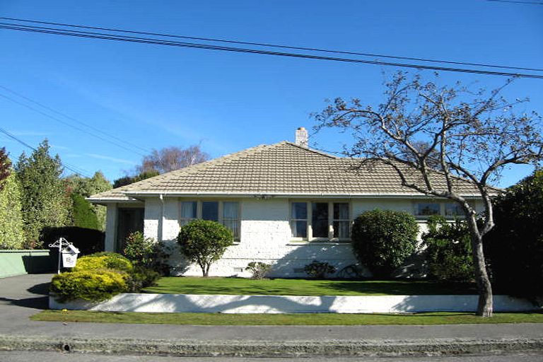 Photo of property in 19 Chepstow Avenue, Fendalton, Christchurch, 8052