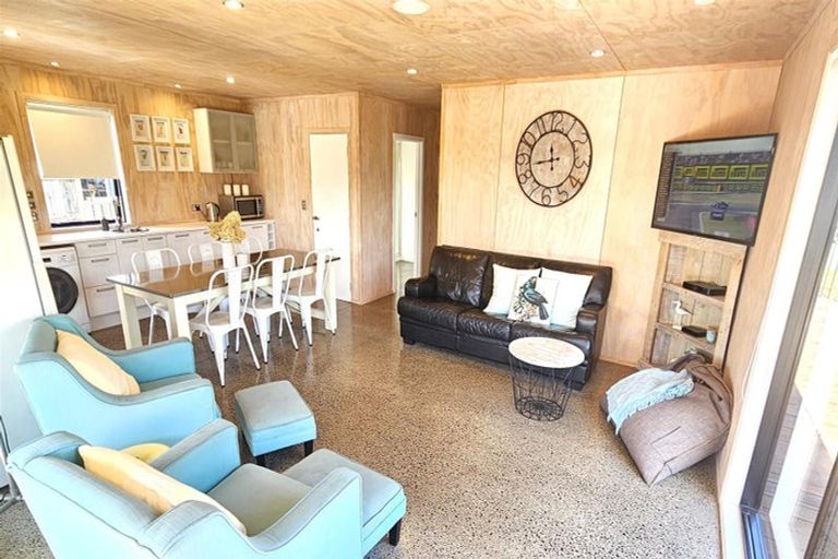 Photo of property in 108 Kelly Jade Avenue, Matarangi, Whitianga, 3592