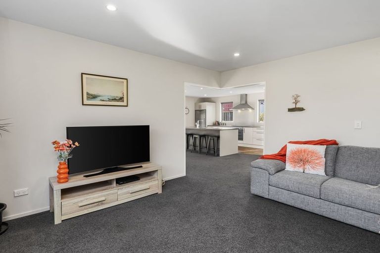 Photo of property in 13 Muir Avenue, Halswell, Christchurch, 8025