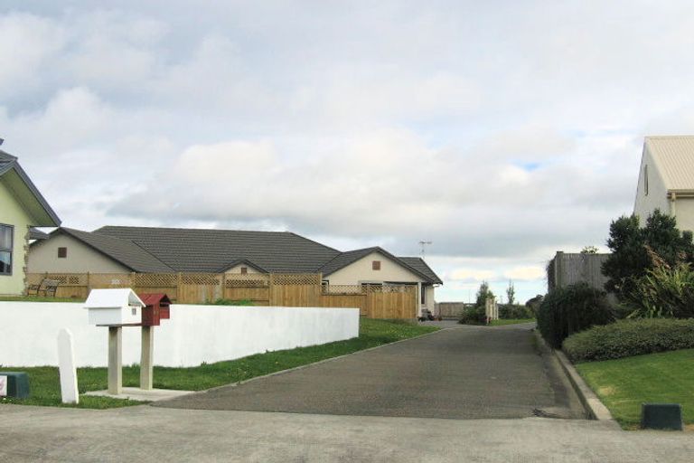 Photo of property in 51 Cashmere Drive, Fitzherbert, Palmerston North, 4410