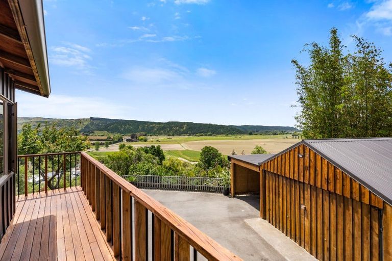 Photo of property in 313 Hill Road, Eskdale, Napier, 4182