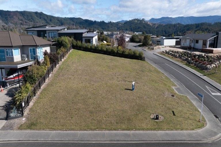 Photo of property in 1 Portland Place, Kaiteriteri, Motueka, 7197