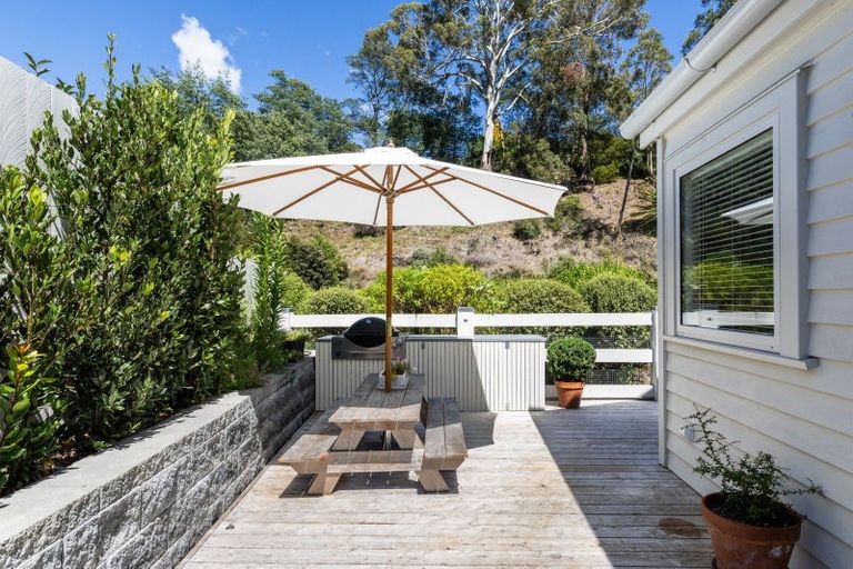 Photo of property in 12 Taruna Place, Havelock North, 4130