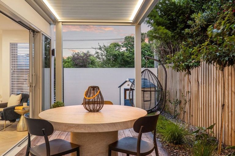 Photo of property in 1/134 Westminster Street, St Albans, Christchurch, 8014