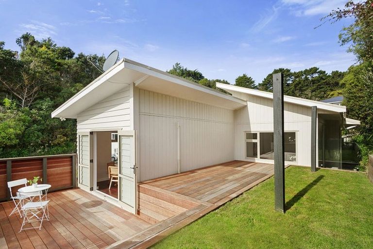 Photo of property in 21a Mahoe Street, Tawa, Wellington, 5028