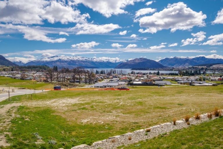 Photo of property in Meadowstone Alpha Series, 102 West Meadows Drive, Wanaka, 9305