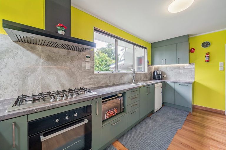 Photo of property in 71 California Drive, Totara Park, Upper Hutt, 5018