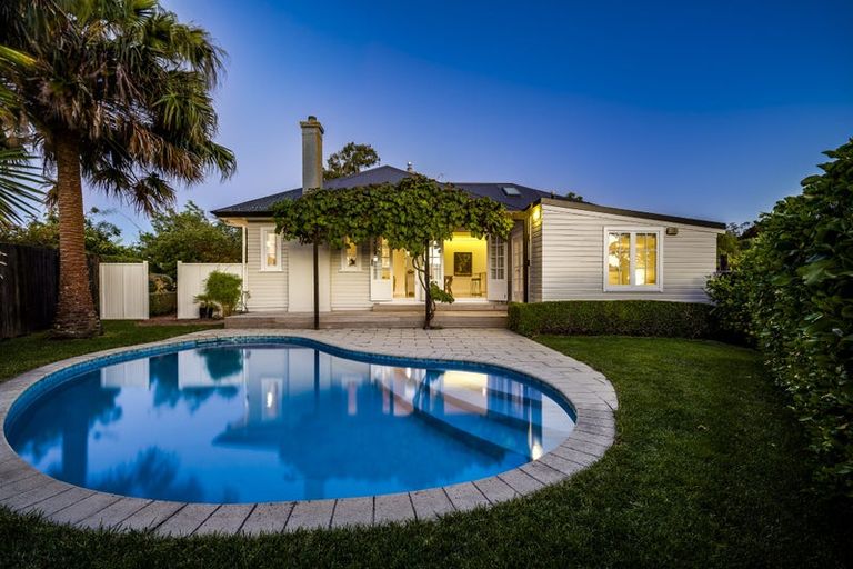 Photo of property in 60 Duart Road, Havelock North, 4130