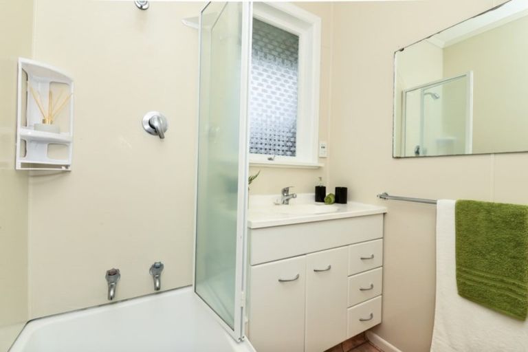 Photo of property in 12 Leeds Street, Silverdale, Hamilton, 3216