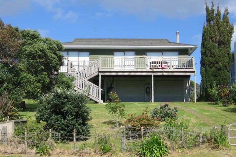 Photo of property in 325 Tangiora Avenue, Whangapoua, Coromandel, 3582