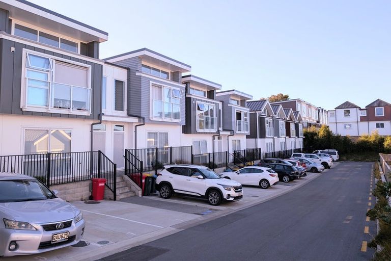 Photo of property in 9 Tai Lane, Whitby, Porirua, 5024
