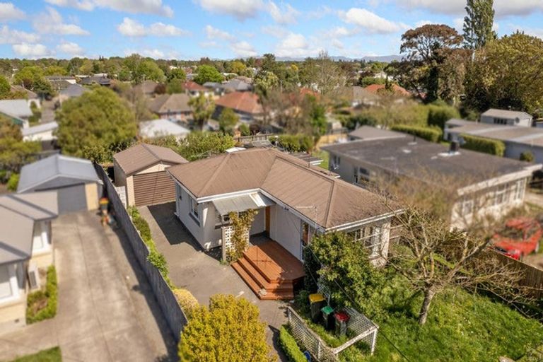 Photo of property in 325 Hills Road, Mairehau, Christchurch, 8013