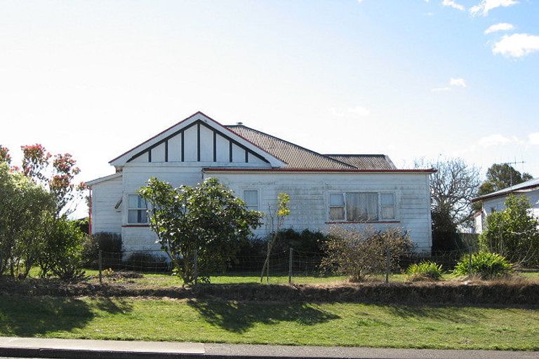 Photo of property in 8 Gaisford Terrace, Waipukurau, 4200