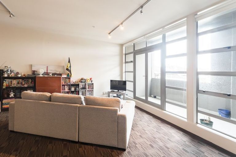 Photo of property in Vespa Apartments, 407/20 Hanson Street, Mount Cook, Wellington, 6021