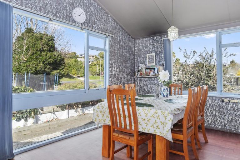 Photo of property in 5a James Cook Drive, Welcome Bay, Tauranga, 3112