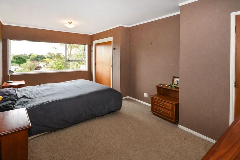 Photo of property in 14 Snowden Place, Opaheke, Papakura, 2113