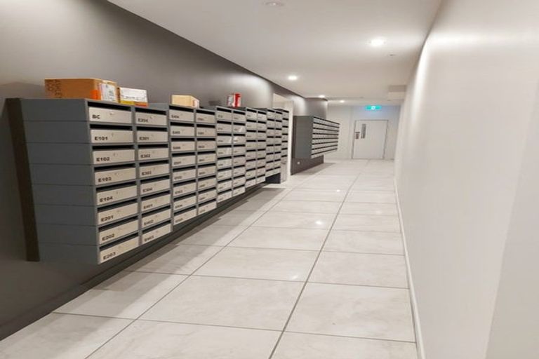 Photo of property in Pinnacle Apartments, W708/160 Victoria Street, Te Aro, Wellington, 6011