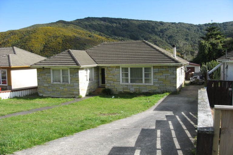 Photo of property in 88 Coast Road, Wainuiomata, Lower Hutt, 5014