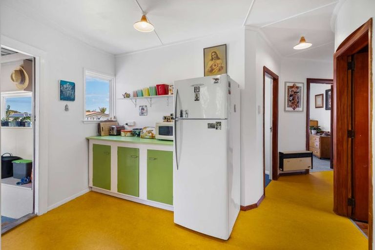 Photo of property in 95 Gonville Avenue, Gonville, Whanganui, 4501