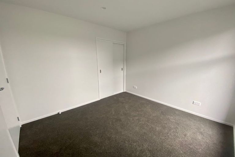 Photo of property in 16 Tuputupu Drive, Kumeu, 0810