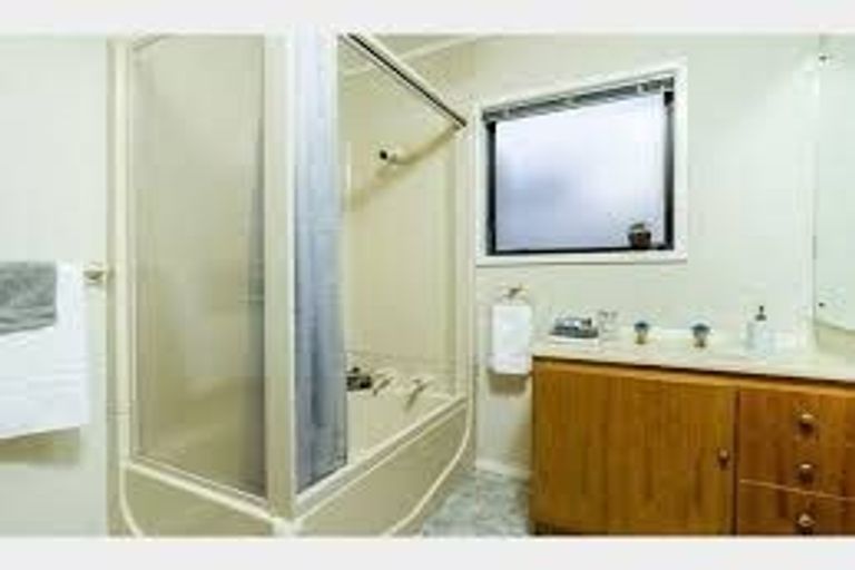 Photo of property in 8a Ladies Mile, Manly, Whangaparaoa, 0930