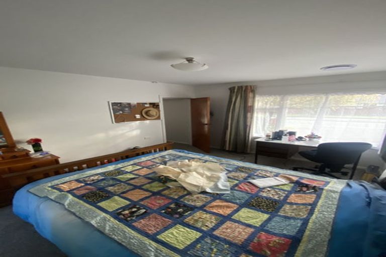 Photo of property in 87 Withells Road, Avonhead, Christchurch, 8042