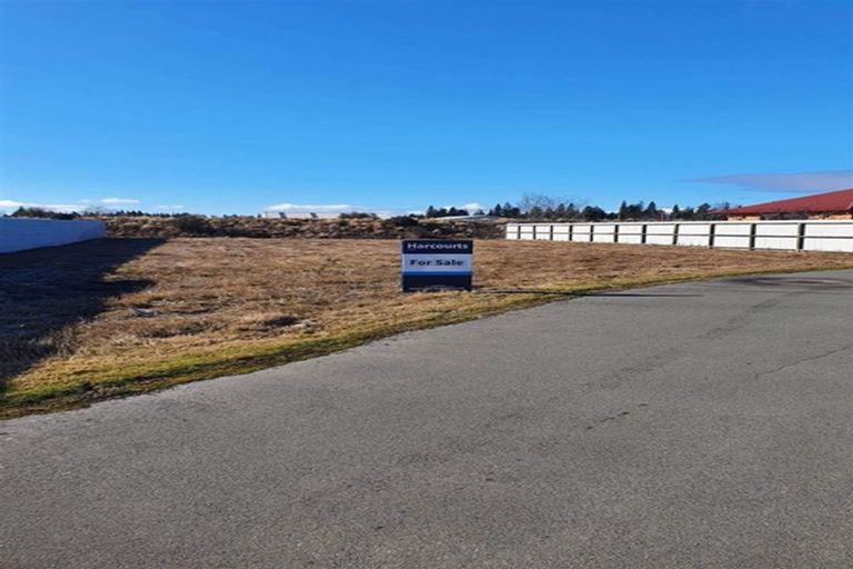 Photo of property in 13 Greenfield Place, Twizel, 7901