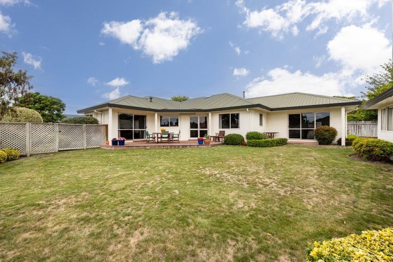 Photo of property in 11 Kingsgate Row, Havelock North, 4130