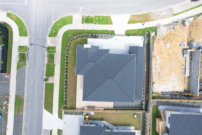 Photo of property in 1 Kate Duncan Drive, Swanson, Auckland, 0614