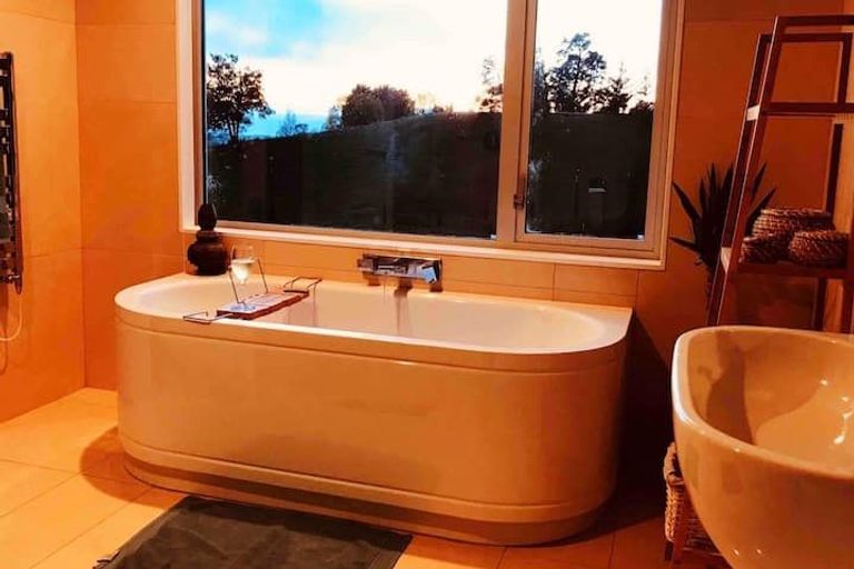 Photo of property in 680 Neudorf Road, Upper Moutere, 7175