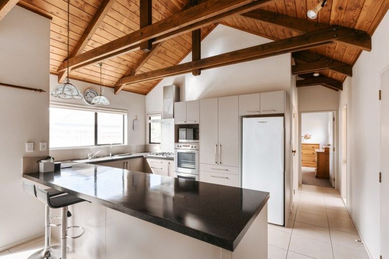 Photo of property in 117 Dickson Road, Papamoa Beach, Papamoa, 3118