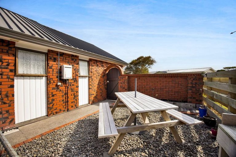 Photo of property in 10 Murdoch Street, Hawera, 4610