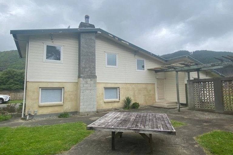 Photo of property in 66 Elizabeth Street, Waikanae, 5036