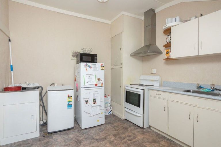 Photo of property in 23 Swinburn Street, Dannevirke, 4930