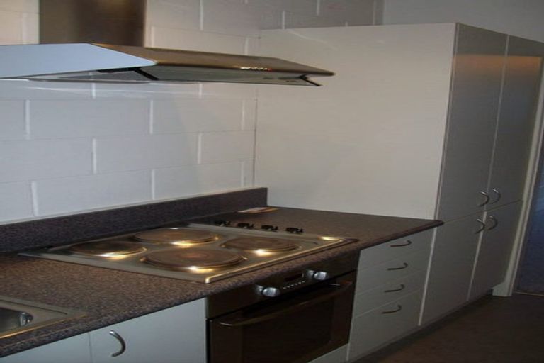 Photo of property in 2/61 Brockworth Place, Riccarton, Christchurch, 8011